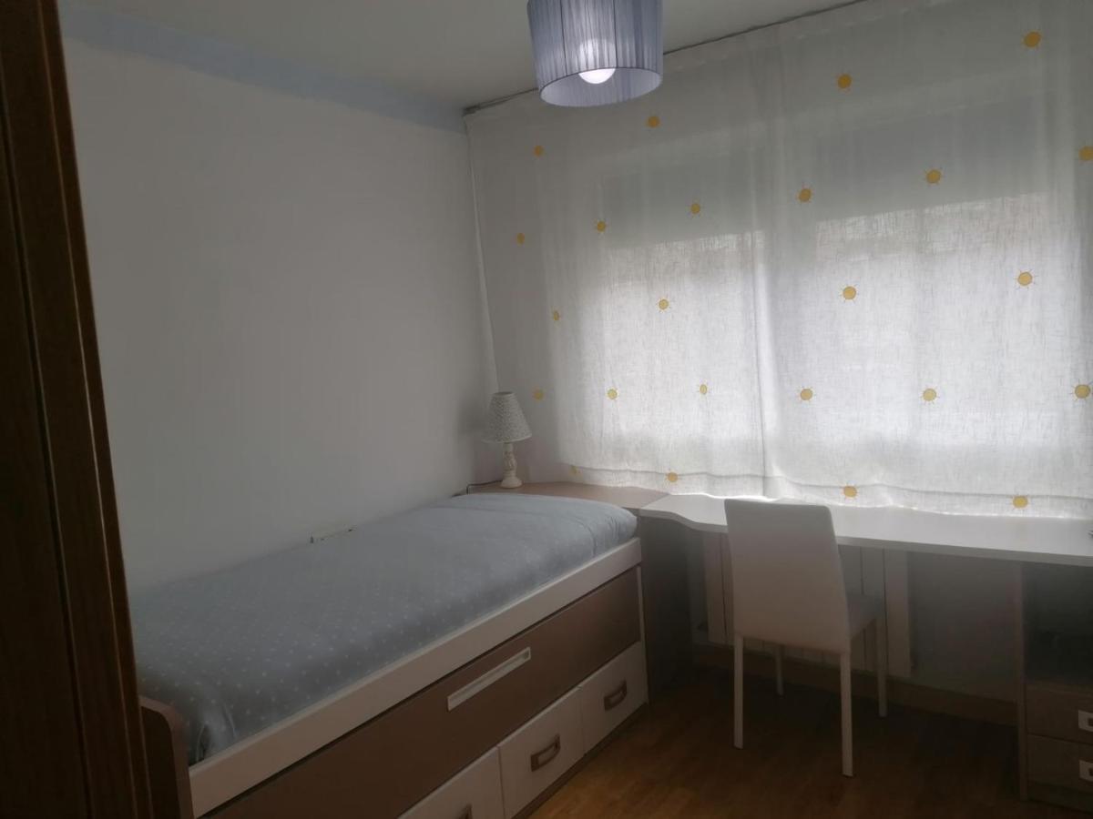 Apartamento Praga Vitoria-Gasteiz Exteriér fotografie